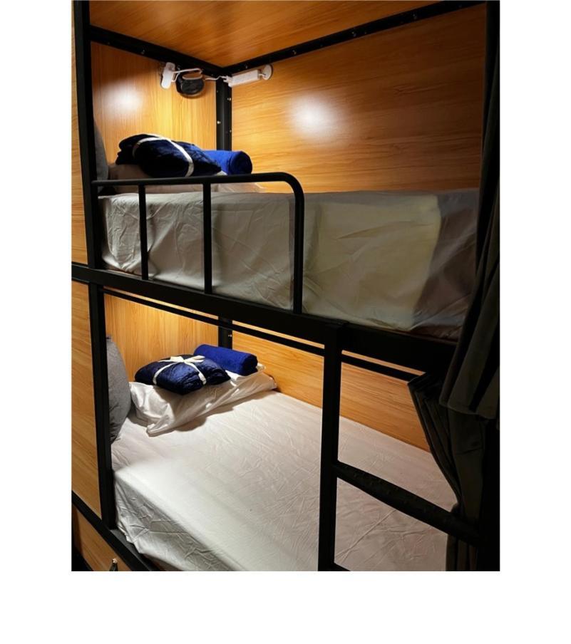 Capsuleaccom Hostel Gold Coast Dış mekan fotoğraf