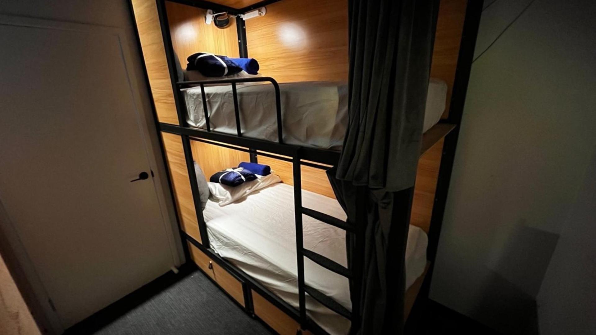 Capsuleaccom Hostel Gold Coast Dış mekan fotoğraf