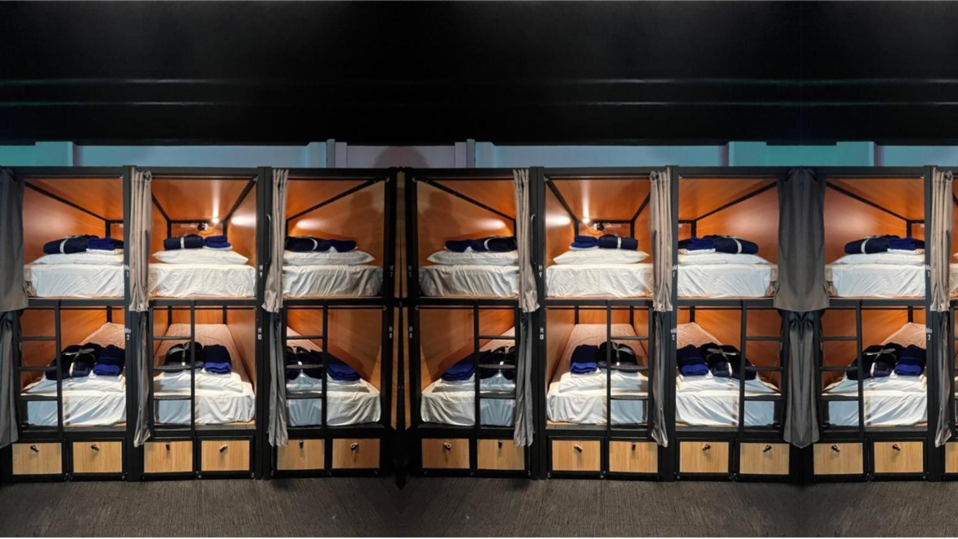 Capsuleaccom Hostel Gold Coast Dış mekan fotoğraf